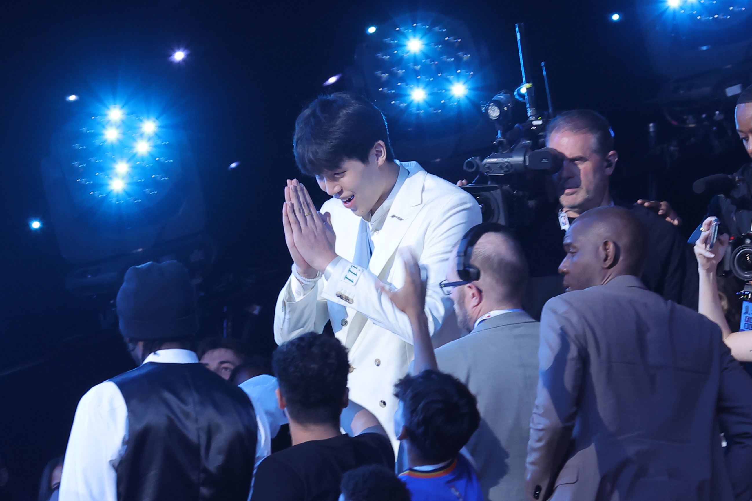 姚易之后最高起点！杨瀚森在16顺位被选中 究竟是运气还是实力？